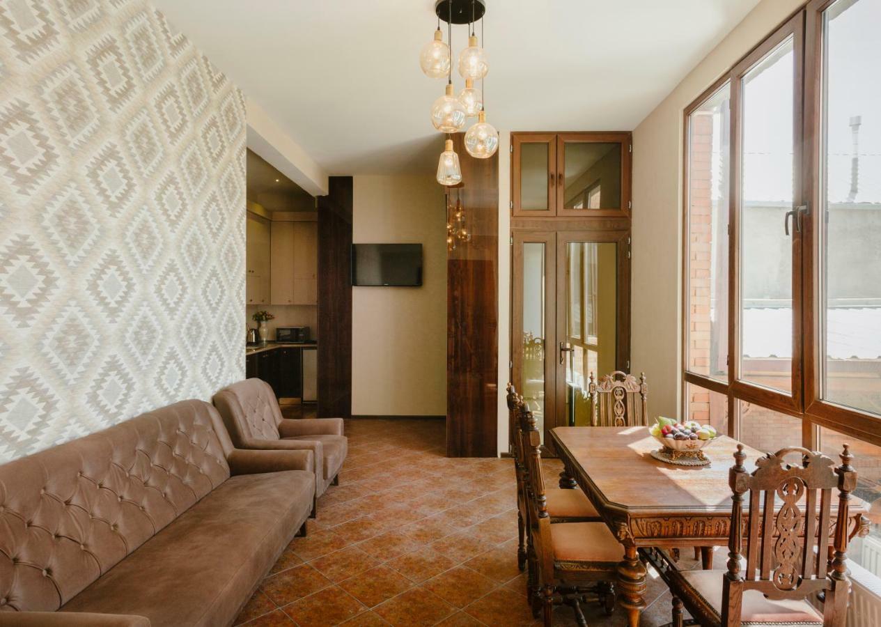 Brick Walls Gori Exterior photo